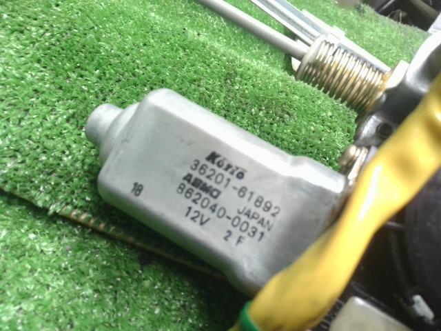 【中古】ＭＰＶ CBA-LW3W 右Ｆドアレギュレータ・モーター L081-58-58XA 自社品番240795 29Y