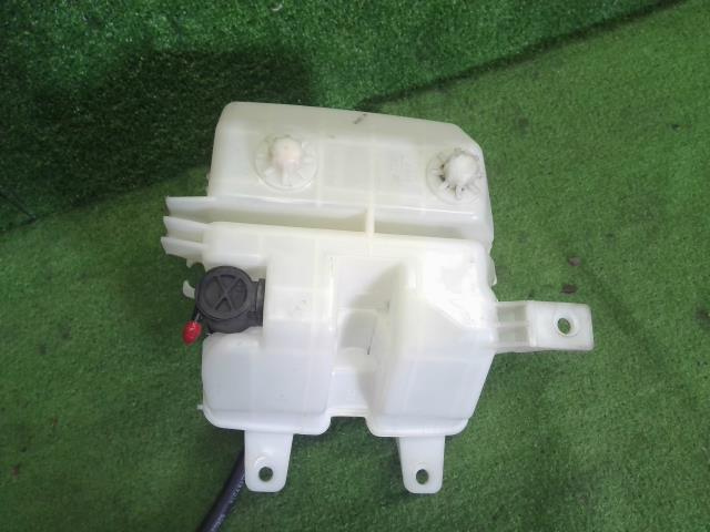 【中古】ハイゼット TE-S210P ウォッシャータンク 85330-87721 自社品番240801 W20