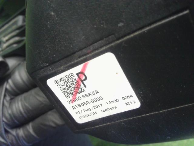 【中古】リーフ ZAA-ZE1 左ヘッドランプ ライト 26060-5SK5A 自社品番250002 XBK