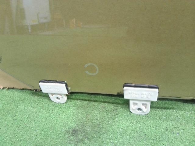 【中古】リーフ ZAA-ZE1 左フロントドアガラス 80301-3NA5A 自社品番250002 XBK