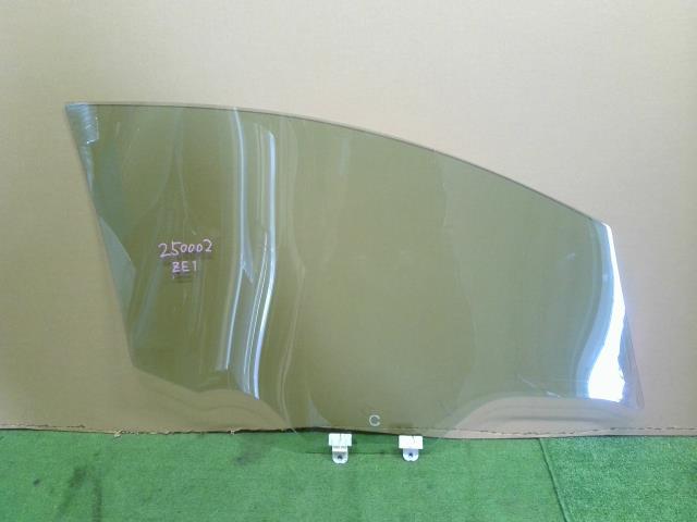 【中古】リーフ ZAA-ZE1 左フロントドアガラス 80301-3NA5A 自社品番250002 XBK