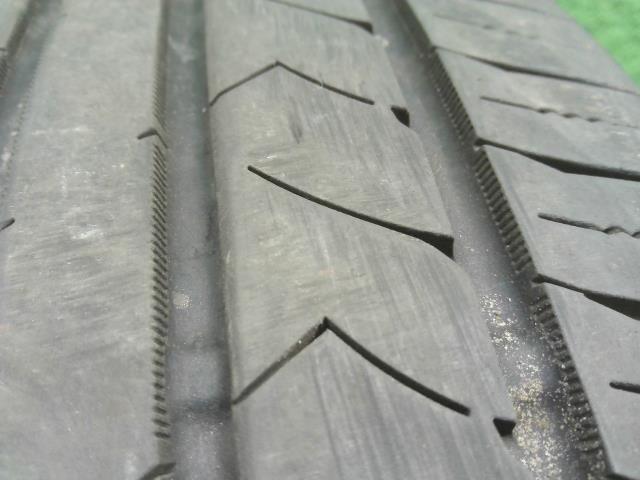 【中古】17インチ 夏 ノーマルタイヤ 215/50R17 トーヨー 23年製 自社品番250002