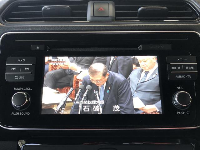 【中古】リーフ ZAA-ZE1 カーナビゲーション  クラリオン QY-8605 25915-5SK0A 自社品番250002 XBK