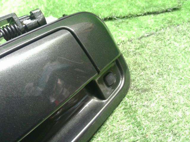 【中古】ハスラー 5AA-MR92S リアゲート バックドア アウターハンドル カメラ付 82850-50M30-ZVD 自社品番250011 ZVD