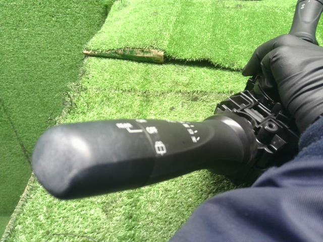 【中古】ハスラー 5AA-MR92S ディマー コンビネーションスイッチ 37210-59SB0 自社品番250011 ZVD