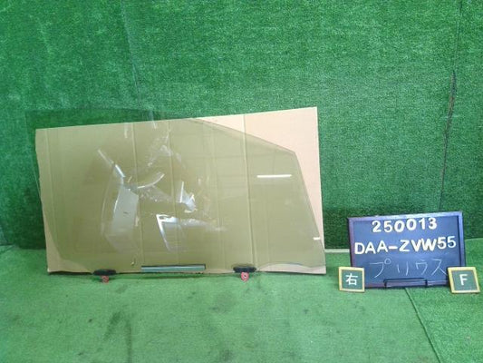 プリウス DAA-ZVW55 右フロントドアガラス 右Fドアガラス　運転席側　68101-47210 自社品番250013