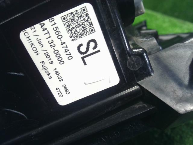 プリウス DAA-ZVW55 左テールランプ 左テールライト　助手席側 上下セット　イチコ4720 81561-47470 自社品番250013