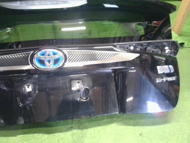 プリウス DAA-ZVW55 バックドア リアゲートドア 218 67005-47540 自社品番250013　色218