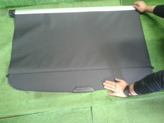 プリウス DAA-ZVW55 純正 リアボード・トノカバー　Rボード　トノカバー　ビニール 64910-47060-C0 自社品番250013