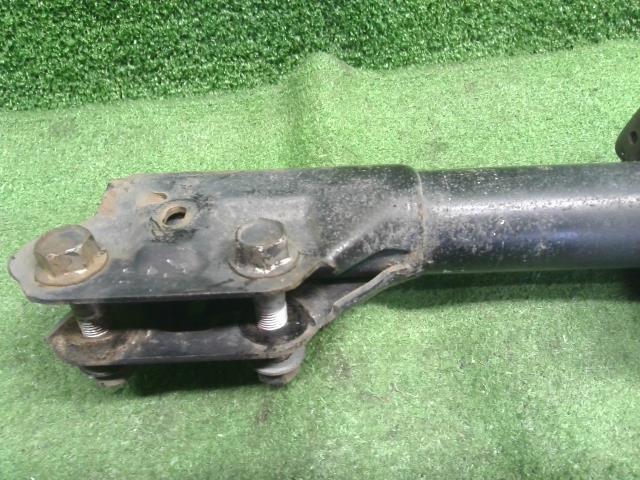 タント CBA-L385S 右フロントストラット 右Ｆストラット 運転席側 ショウワ 48510-B2810 自社品番250016