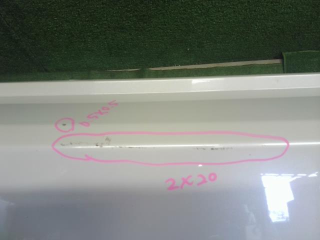 インプレッサ DBA-GT7 リアバンパー　Rバンパー　リフレクター　 57703FL230W6 自社品番250017　色K1X