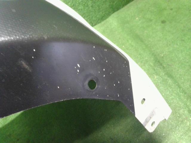 インプレッサ DBA-GT7 リアバンパー　Rバンパー　リフレクター　 57703FL230W6 自社品番250017　色K1X