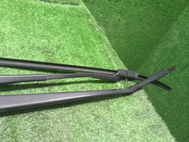 インプレッサ DBA-GT7 フロントワイパーアーム左右セット 86532FL000 自社品番250017