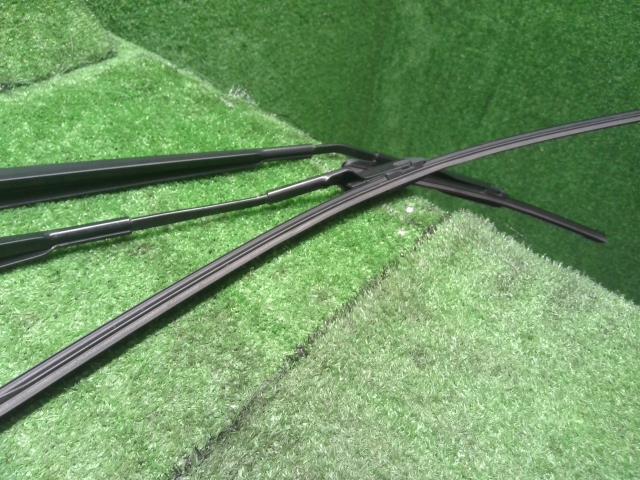 インプレッサ DBA-GT7 フロントワイパーアーム左右セット 86532FL000 自社品番250017