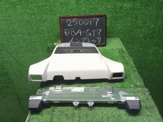 インプレッサ DBA-GT7 ルームランプ 前後　マップランプ　室内ライト　84601AG050ME 自社品番250017