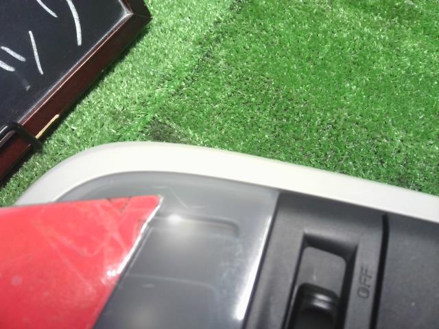 インプレッサ DBA-GT7 ルームランプ 前後　マップランプ　室内ライト　84601AG050ME 自社品番250017