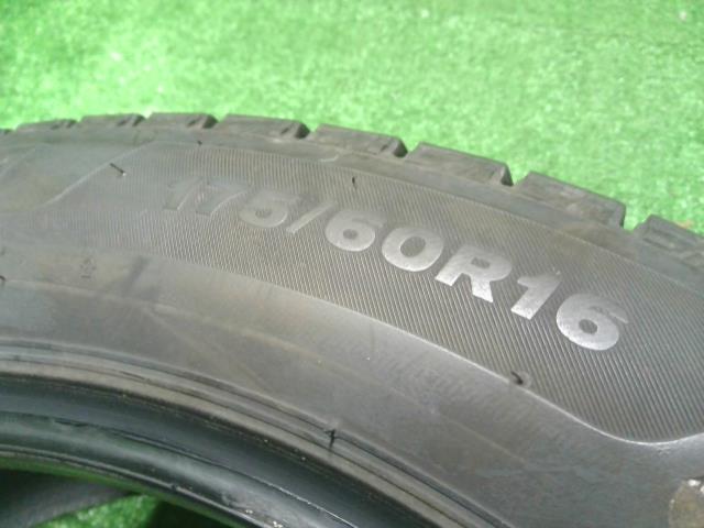 16インチ 冬 スタッドレスタイヤ 4本 22年 175/60R16　BLIZZAK VRX3 ブリヂストン ラクティス外し 自社品番250022