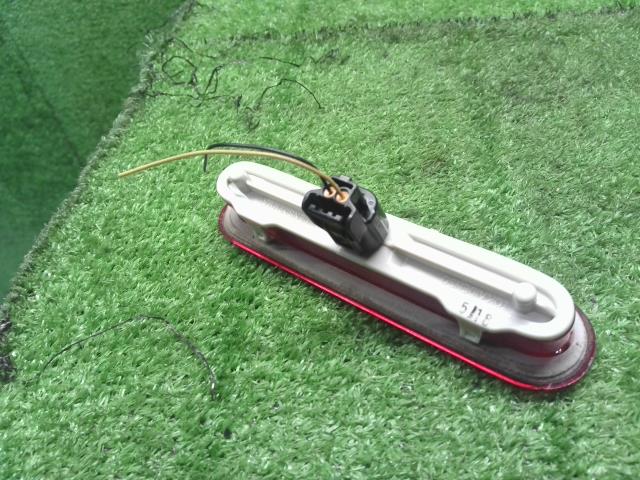 ラパン DBA-HE33S ハイマウントストップランプ カットハーネス付　LED　35810-81M01 自社品番250023