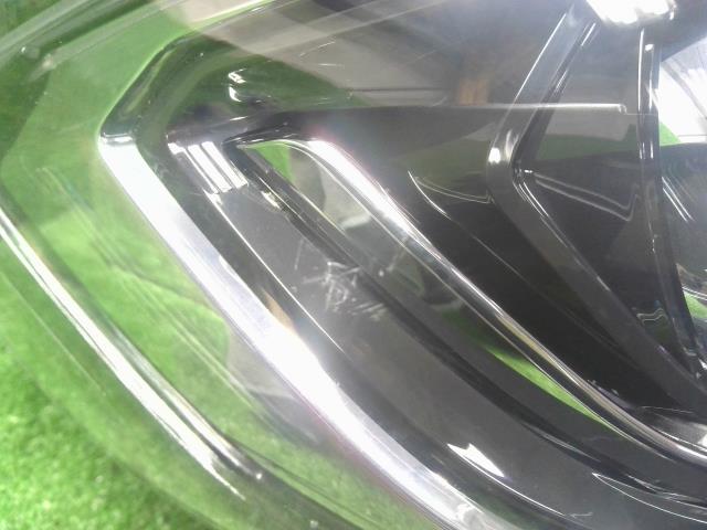 デイズルークス DBA-B21A 右ヘッドランプ　右ヘッドライト　LED　コイト100-67111　 運転席側　26010-6A02L 自社品番250024