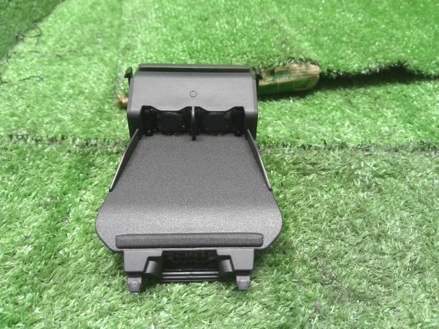 デイズルークス DBA-B21A フロントカメラ　コントローラー　284E7-6A00B 自社品番250024