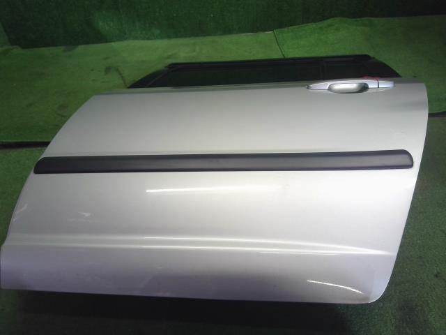 プロボックス DBE-NCP165V 左リアドア　助手席側　左Rドア 1E7 67004-52590 自社品番250025