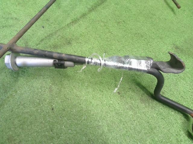 プロボックス 純正 DBE-NCP165V スペアタイヤキャリア ハンガー  自社品番250025