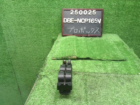 プロボックス DBE-NCP165V パワーウインドウスイッチ　PWスイッチ 右フロントドア用 TOKAIRIKA515905　 84820-52491 自社品番250025