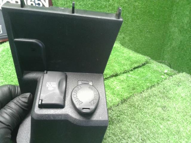 プロボックス DBE-NCP165V  コンセントパネル　85530-35010 自社品番250025