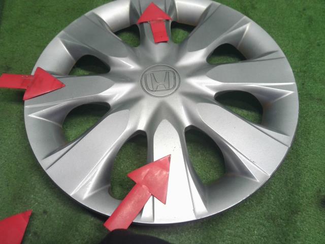 【中古】Ｎ－ＢＯＸ DBA-JF1 ホイールキャップ 14インチ 44733-TY7-N01ZA 自社品番250033 YR586P