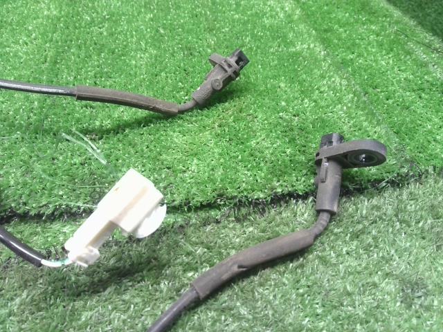 【中古】Ｎ－ＢＯＸ DBA-JF1 左右リアＡＢＳセンサー 57470-T6G-951 自社品番250033 YR586P