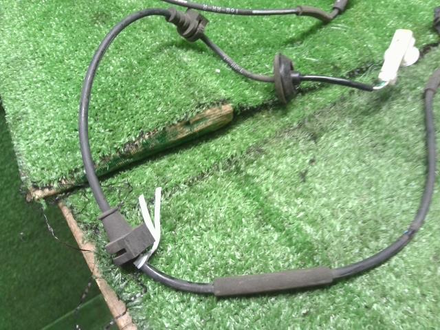 【中古】Ｎ－ＢＯＸ DBA-JF1 左右リアＡＢＳセンサー 57470-T6G-951 自社品番250033 YR586P