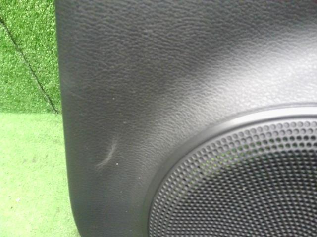 【中古】キックス  6AA-P15 右リアドアトリム 内張り  自社品番250038 XDN