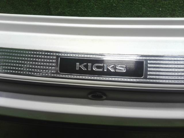 【中古】キックス 6AA-P15  リアバンパー  自社品番250038 XDN