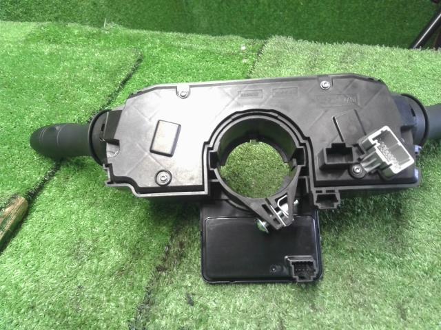 【中古】6AA-P15 キックス ディマースイッチ　コンビネーション ライトSW　ワイパーSW　47945-5RH0B　自社品番250038