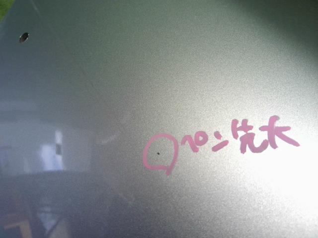 【中古】タント DBA-LA610S ボンネットフード 53301-B2490 自社品番250039 S28