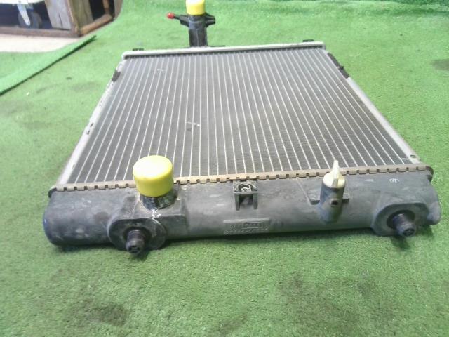 スイフト UA-HT51S ラジエーター 17700-80G00 自社品番250042