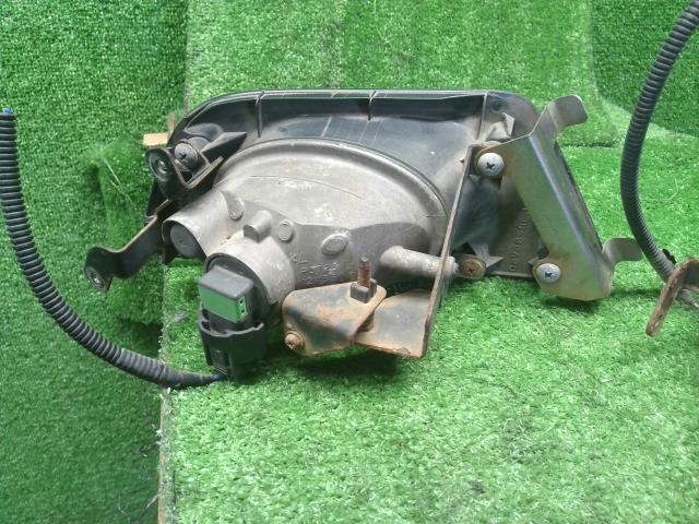 ステップワゴン DBA-RG2 フォグランプ  フォグライト 左右 スイッチ付 運転席 助手席 スタンレー 自社品番250044