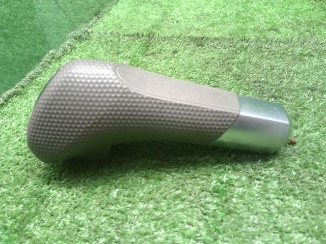 フィット CBA-GD4 ホンダ純正　シフトノブ　54130-SAA-N82ZB 自社品番250046
