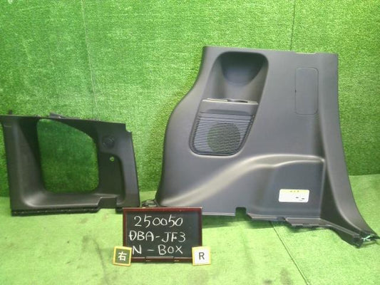 Ｎ−ＢＯＸ DBA-JF3 右リアクォータートリム上下セット 84136-TTA-N91ZA 自社品番250050