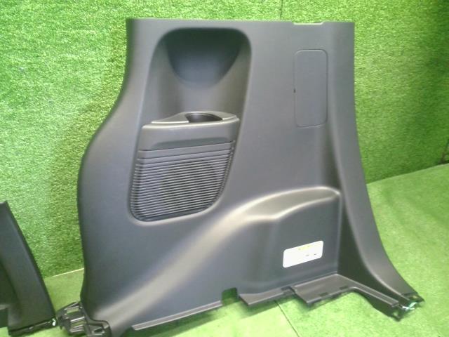 Ｎ−ＢＯＸ DBA-JF3 右リアクォータートリム上下セット 84136-TTA-N91ZA 自社品番250050