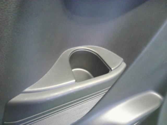 Ｎ−ＢＯＸ DBA-JF3 右リアクォータートリム上下セット 84136-TTA-N91ZA 自社品番250050