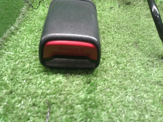 ミラ UA-L250S ドライバーシートベルト バックルのみ 運転席側　TOKAIRIKA B500  73230-B2050-030 自社品番250056