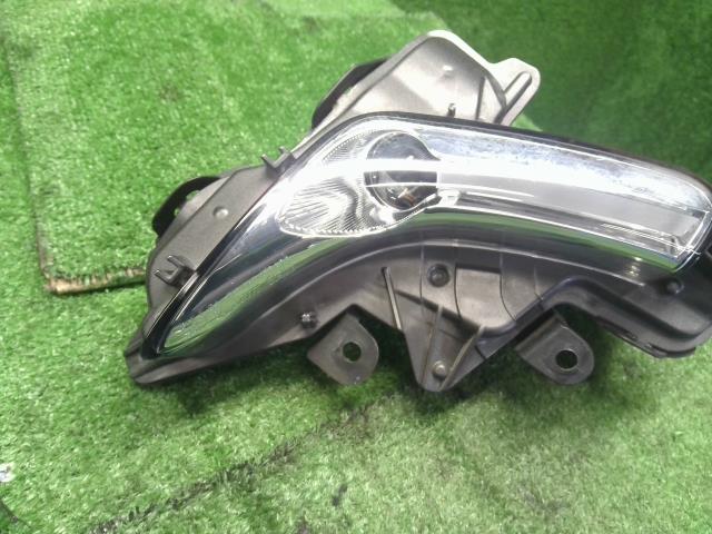 【中古】レクサス LS460 DBA-USF40 左フォグランプ ライト 81220-50100 自社品番250060 1J7