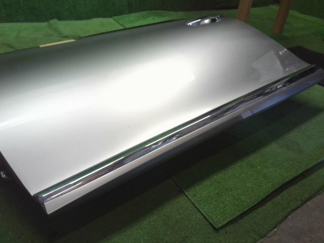 【中古】レクサス LS460 DBA-USF40 左フロントドア 67002-50082 自社品番250060 1J7