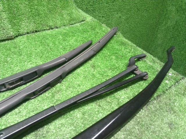 【中古】レクサス LS460 DBA-USF40 フロントワイパーアーム 85211-50160 自社品番250060 1J7