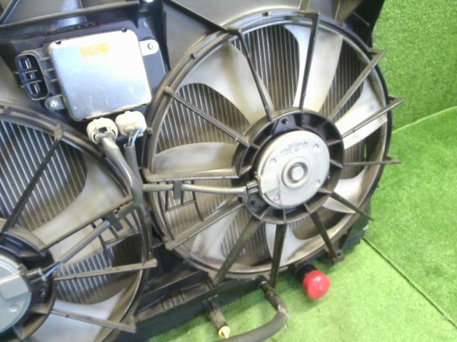 【中古】レクサス LS460 DBA-USF40 ラジエーター 電動ファン 16400-38172 自社品番250060 1J7
