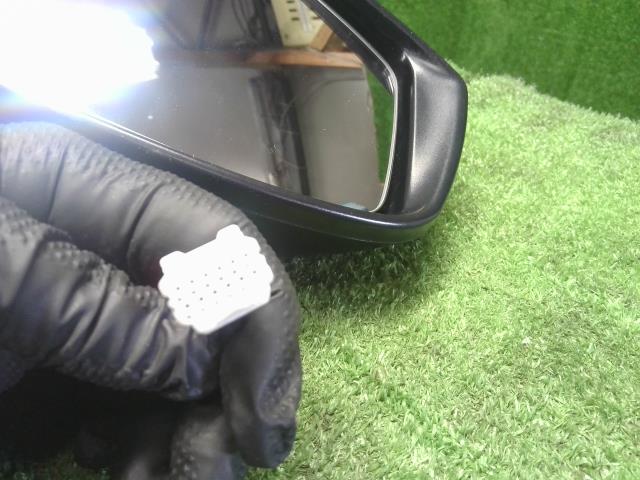 【中古】ノート DBA-E12 右ドアミラー サイドミラー 96301-5WJ3B 自社品番250067 KH3