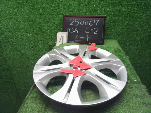 【中古】ノート DBA-E12 ホイールキャップ 14インチ 1枚 40315-3VA0B 自社品番250067 KH3