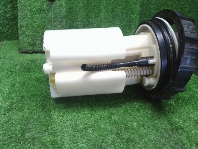 【中古】レガシィ DBA-BM9 フューエルポンプ 42021AJ140 自社品番250071 D4S