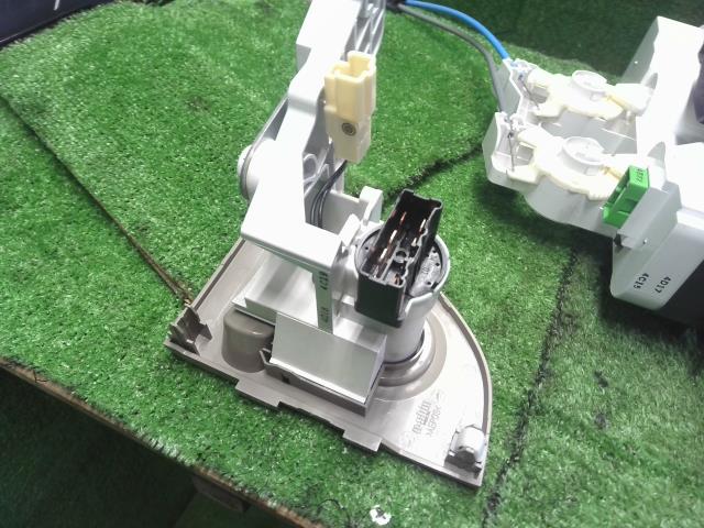 【中古】エブリィ EBD-DA64V エアコン AC スイッチパネル 74400-68H50-P4Z 自社品番250080 26U